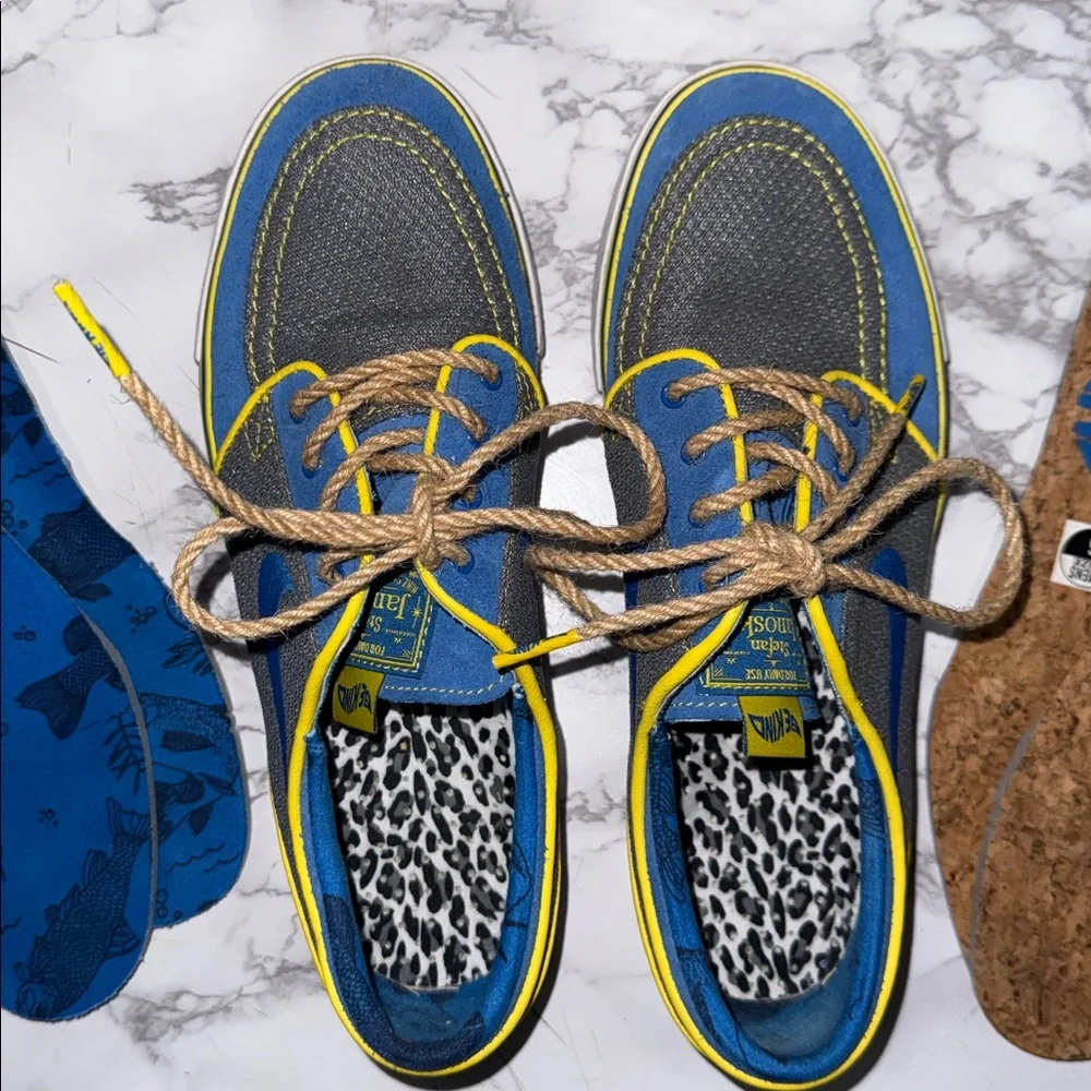 Nike Stefan Janoski Skateboarding Shoes with Extra Insoles